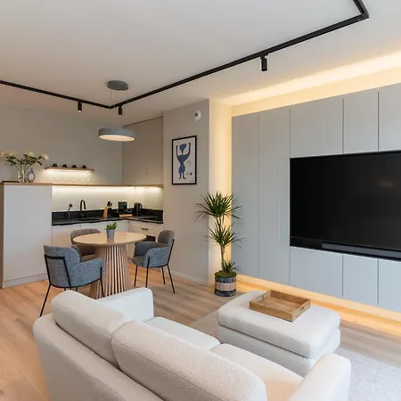 Riverside View & Free Parking Apartament *